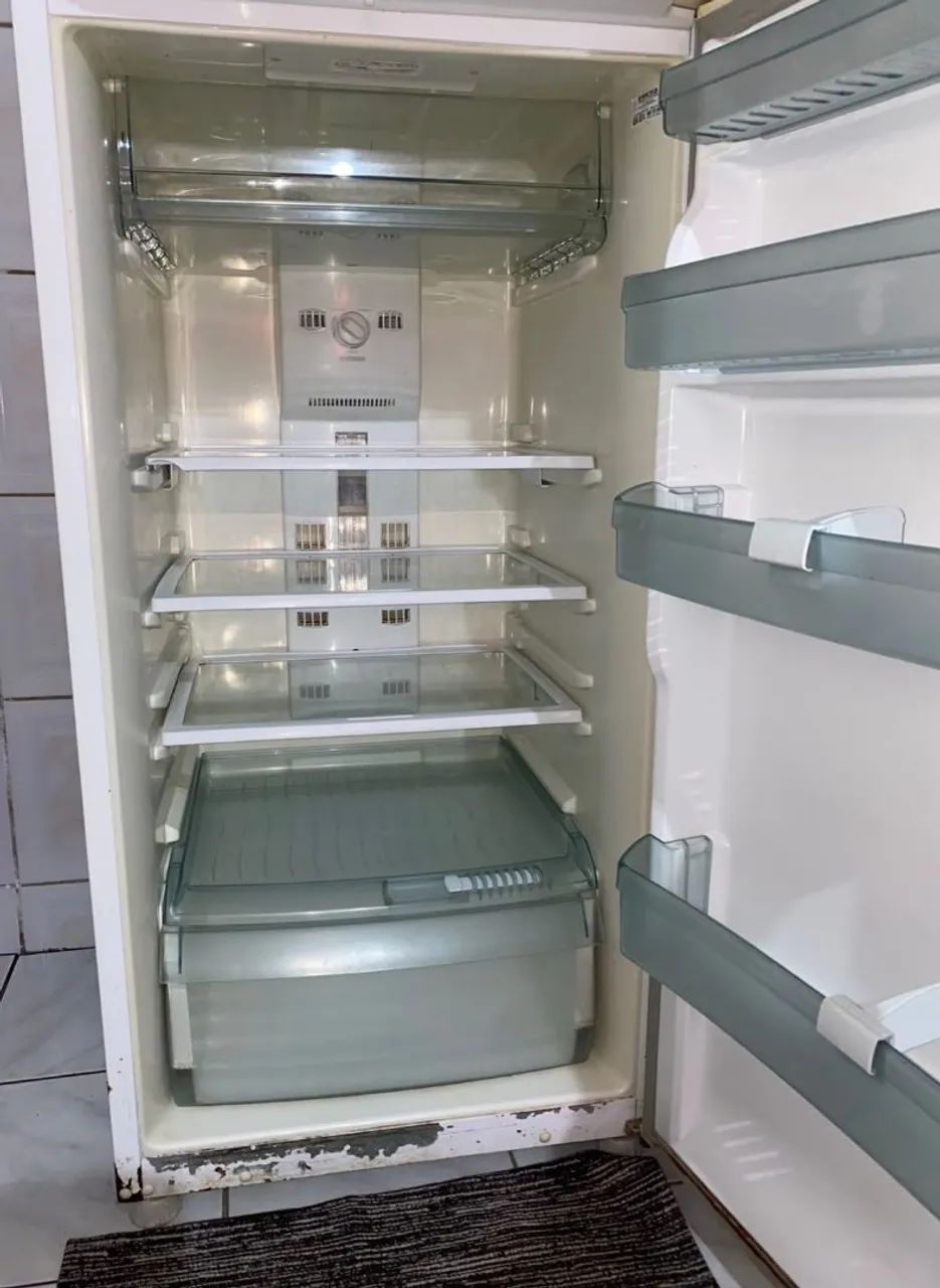 Geladeira Electrolux 332 litros - Foto 4