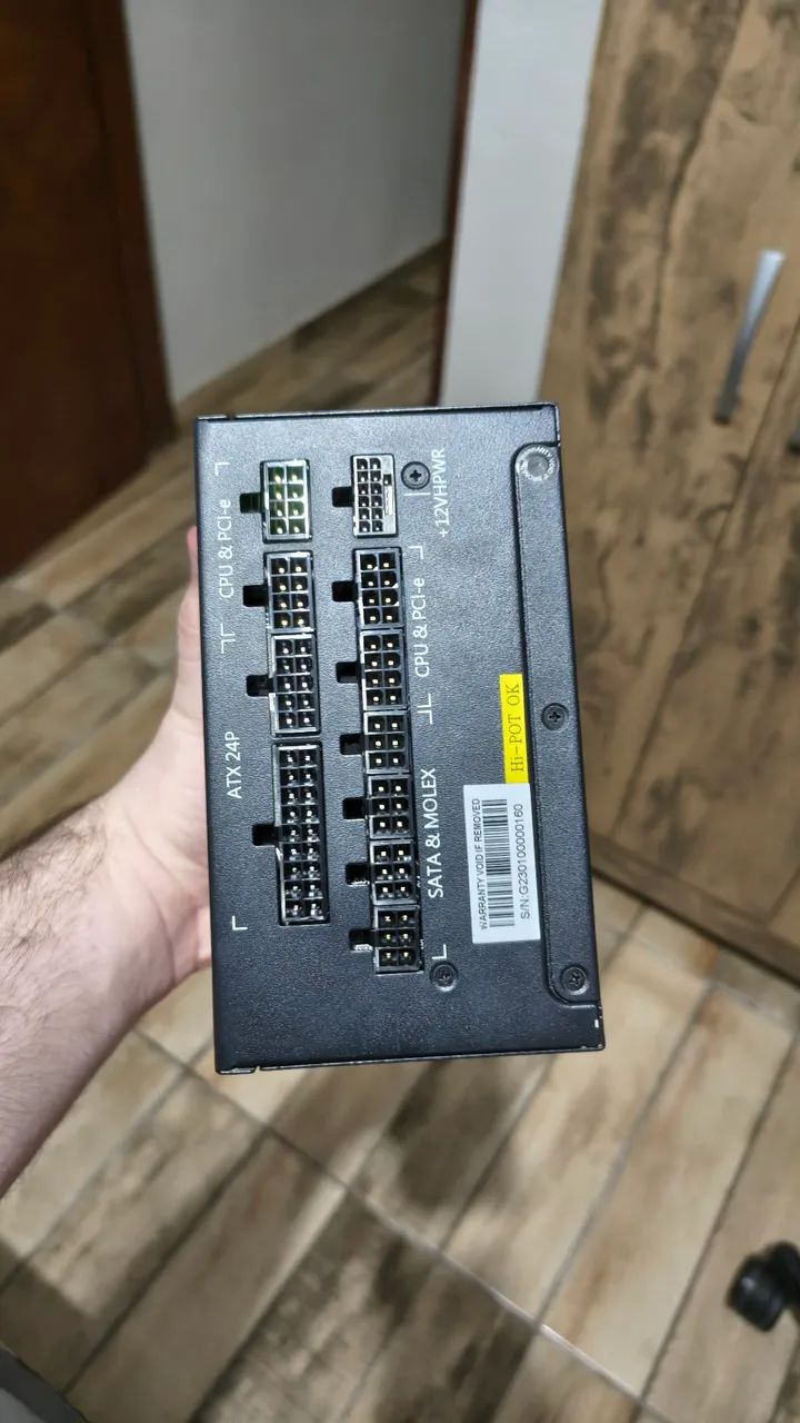 Fonte Superframe 1000W, SFG1000M - Foto 3