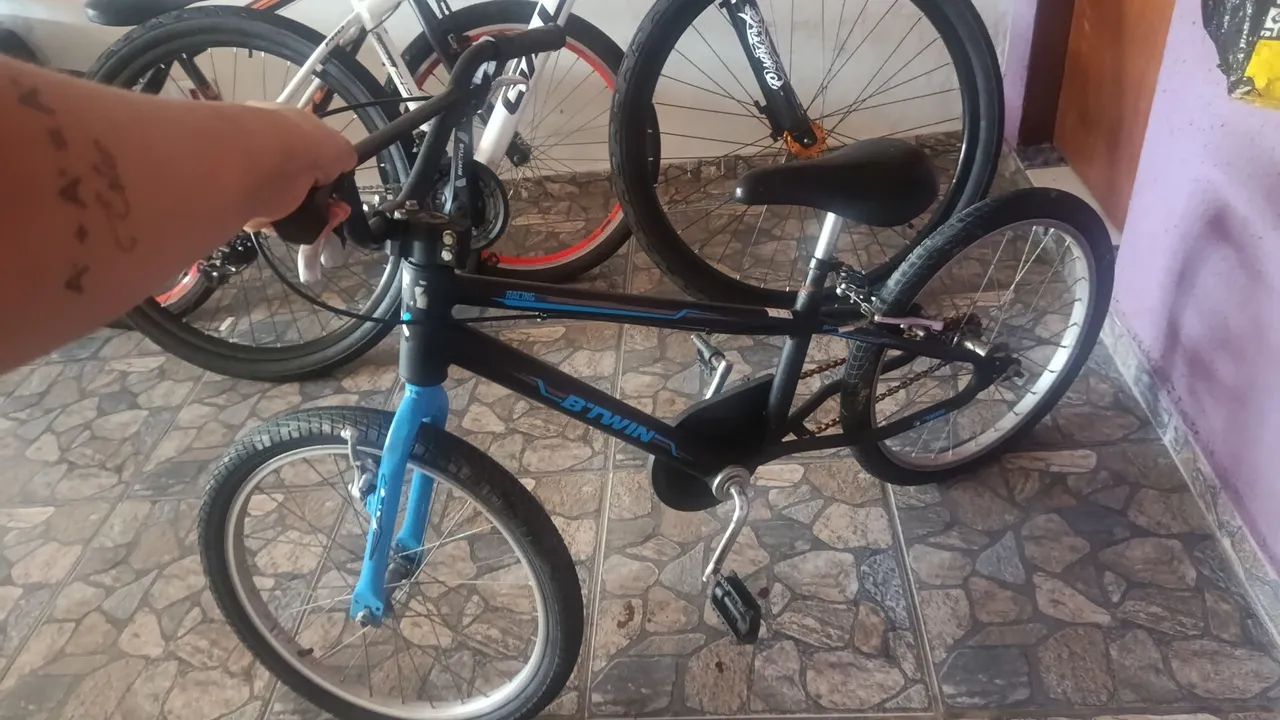 Bicicleta infantil usada - Foto 2
