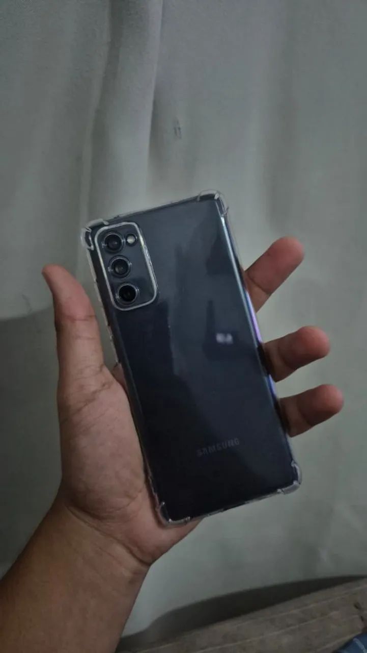 Samsung S20 FE - 128gb - perfeito estado - Tem conversa no valor - Foto 3