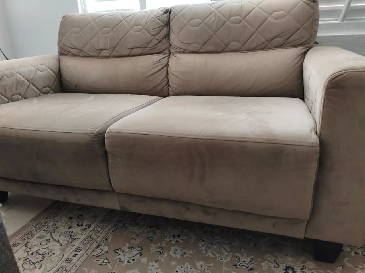 Sofá dois lugares 