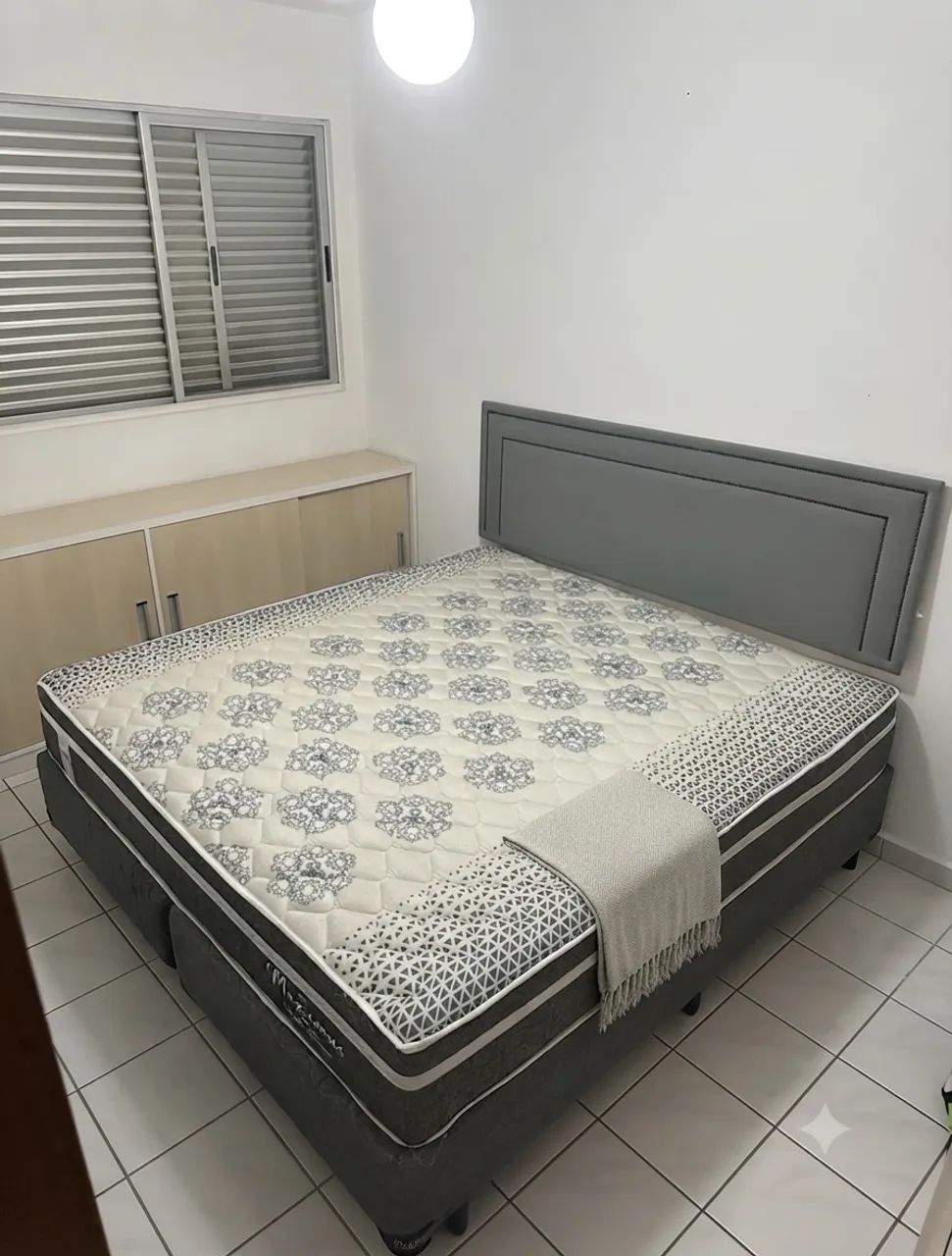 Cama Box King Size Probel com cabeceira, seminova| LINDA 