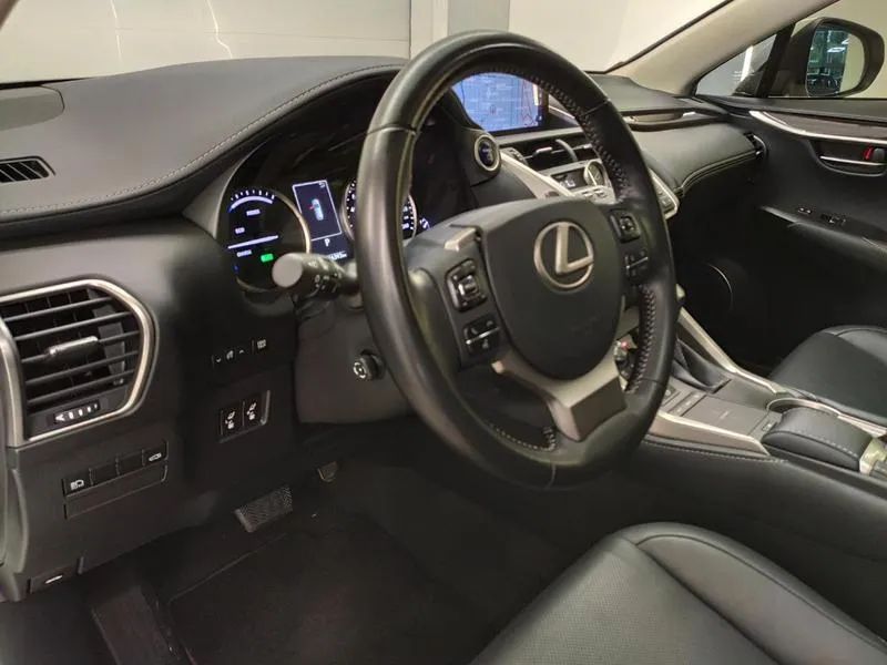 Lexus NX-300 H Luxury 2.5 16V Aut., foto 5 de 20