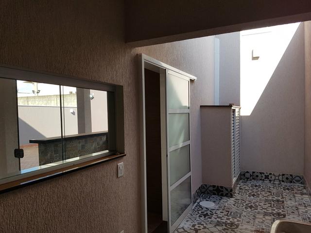 Vende este sobrado no condomínio Bella La vitta em sertaozinho SP cel. 016 99169 26 42 - Foto 9