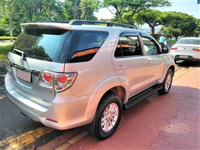 Toyota SW4 7L 2013 SRV 4X4 AUT.TB.Diesel $74.900+48X$.$