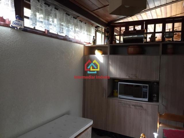 Comary - Ótima casa triplex geminada em condomínio com lazer - Foto 19