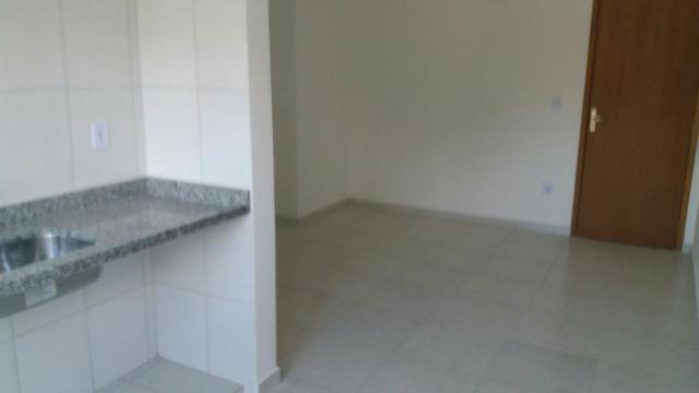 Apartamento no Pereque-açu, 2 dorm sendo 1 suite, segundo andar, piscina, elevador 015 - Foto 5