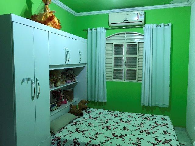 Casa CPA 4 com piscina, excelente estado de conservação - Foto 11