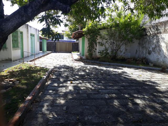 Casa na Rua Aloisio Campos - Atalaia - Foto 6