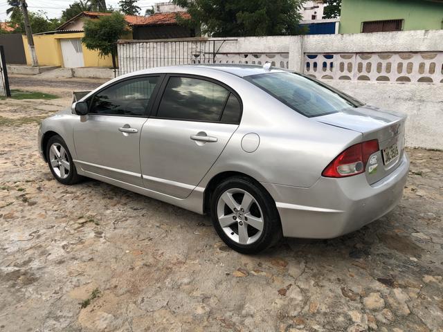 Honda New Civic - Foto 2