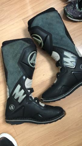 Botas de trilha - Foto 11