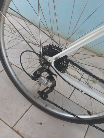 Bicicleta seminova specialized daily Feminina de passeio ideal para lugares planos - Foto 4
