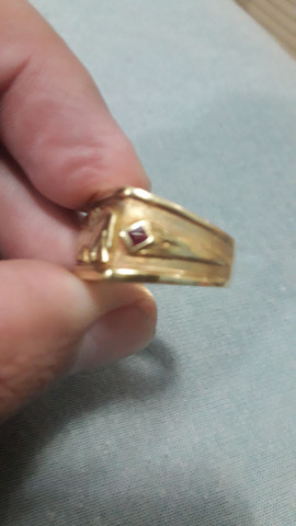 Anel 18k com brilhante e rubi - Foto 3