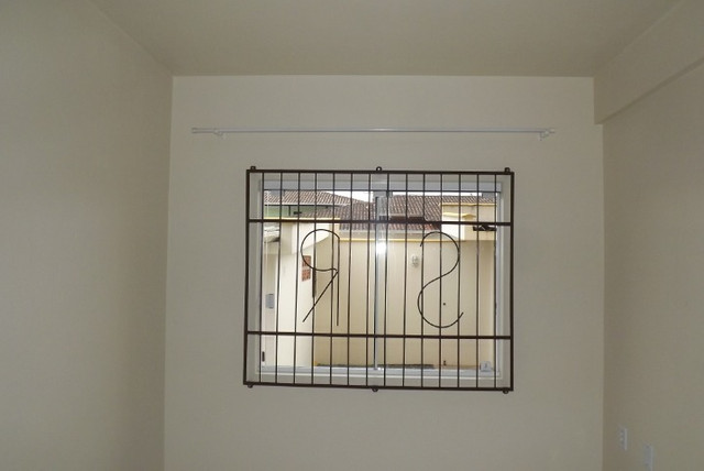 Apto 2 quartos, banheiro, sala, cozinha, lavanderia e garagem coberta - Foto 12