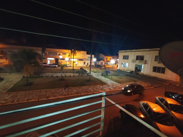 Pinda no centro= Sala comercial ideal para escritório no piso superior ( 1o andar ) - Foto 3