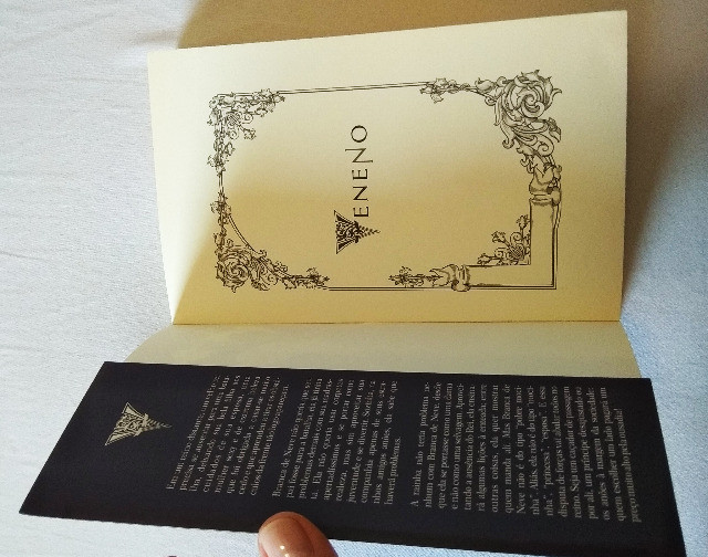 Livros: Veneno, Feitiço e Poder - Sarah Pinborough - Ótimo estado - Foto 3