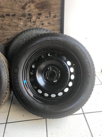 2 Aros e 2 pneus 195 65 15 - Foto 3