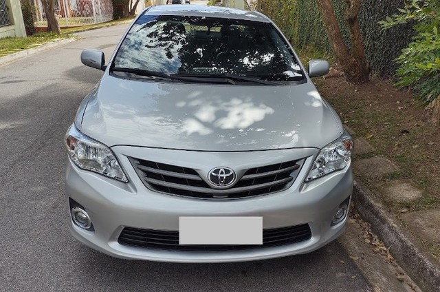 VENDO COROLLA GLI 1.8 2014 AUTOMÁTICO