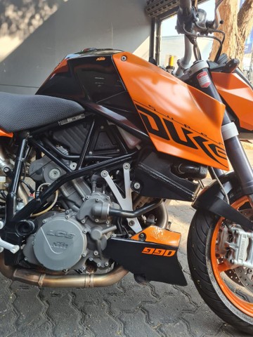 KTM 990