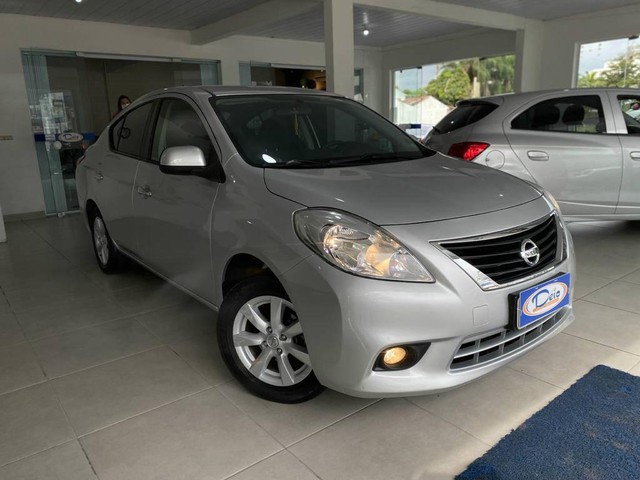 NISSAN VERSA SL 1.6 16V FLEX FUEL 4P MEC.