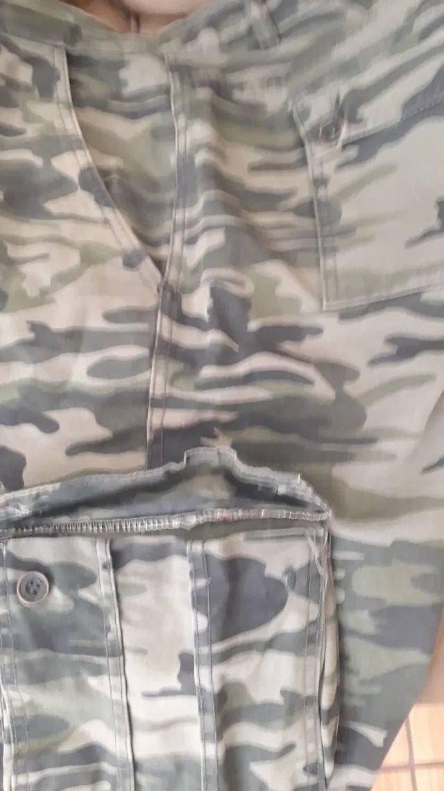 Vendo bermuda camuflada pouco usada. - Foto 5