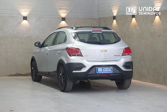 CHEVROLET Onix - 2019/2019 1.4 MPFI ACTIV 8V FLEX 4P AUTOMÁTICO