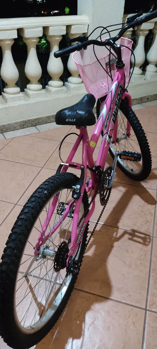 Bicicleta ultra bikes bicolor aro 24 18 marchas rosa e branca