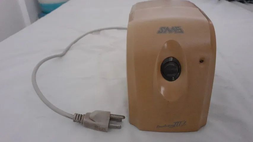 Estabilizador De Tensão Sms 300va 4 Saidas / Fusível removível. - Foto 2