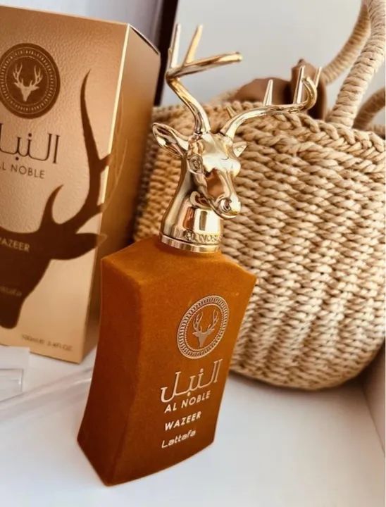 Perfume Al Noble Wazeer - Lattafa - 100ml - Foto 2