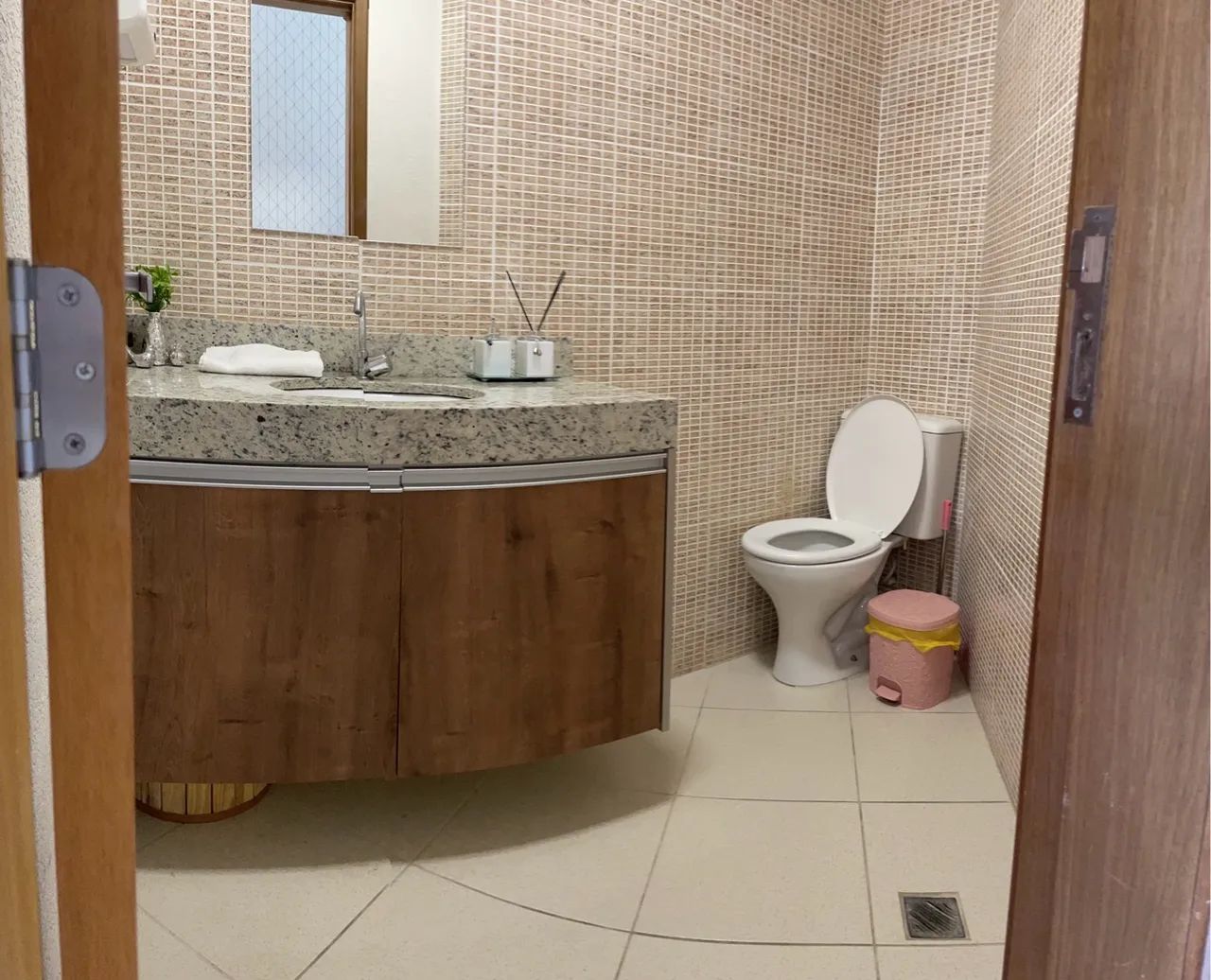 Oportunidade de negócio vendo salão de beleza completo. - Foto 8