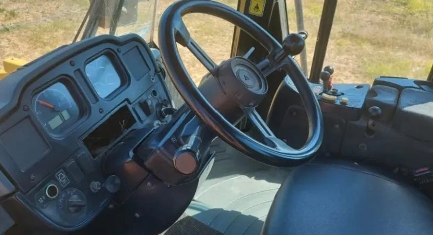 pa carregadeira 950h caterpillar ano 2012 - Foto 5