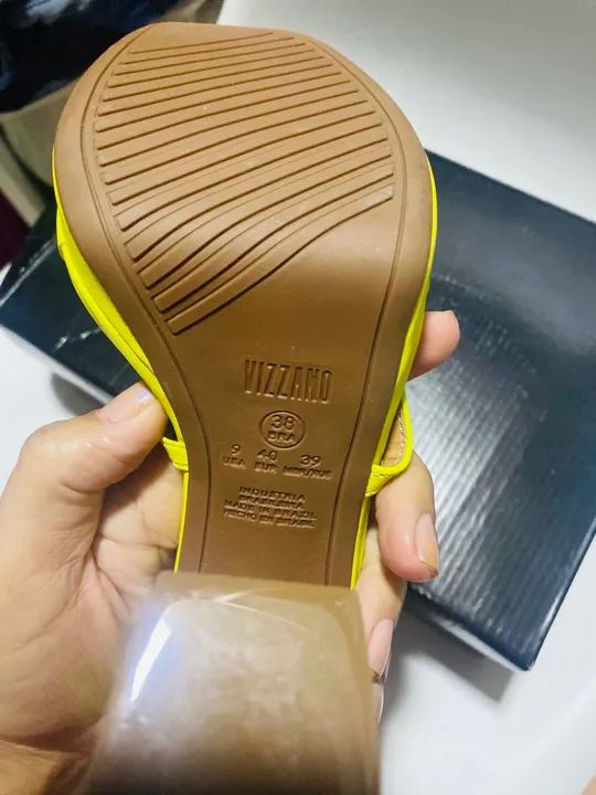 Sandália feminina amarela - Foto 4