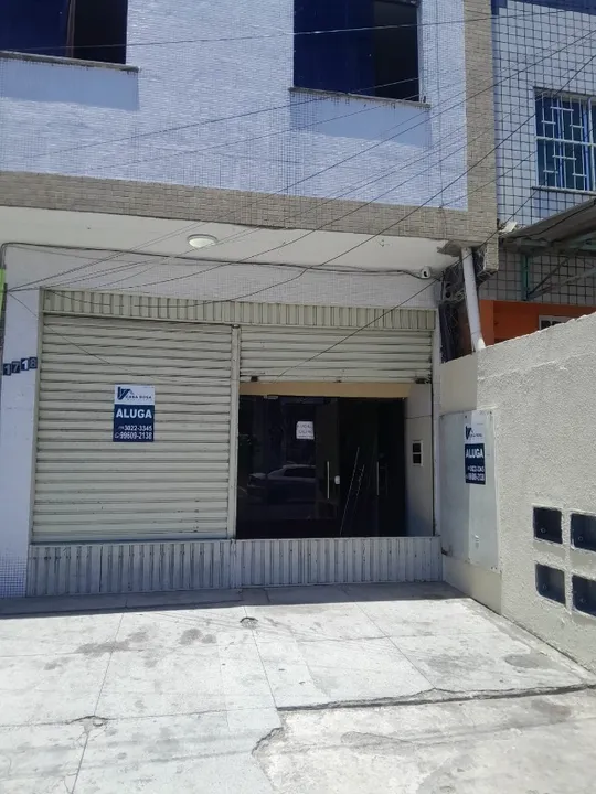 ALUGA-SE GALPÃO NA RUA ACRE - BAIRRO SIQUEIRA CAMPOS