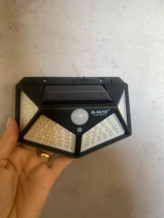 Iluminação Inteligente Luminária Solar 100 LEDs -Economia e Segurança - Loja Coimbra