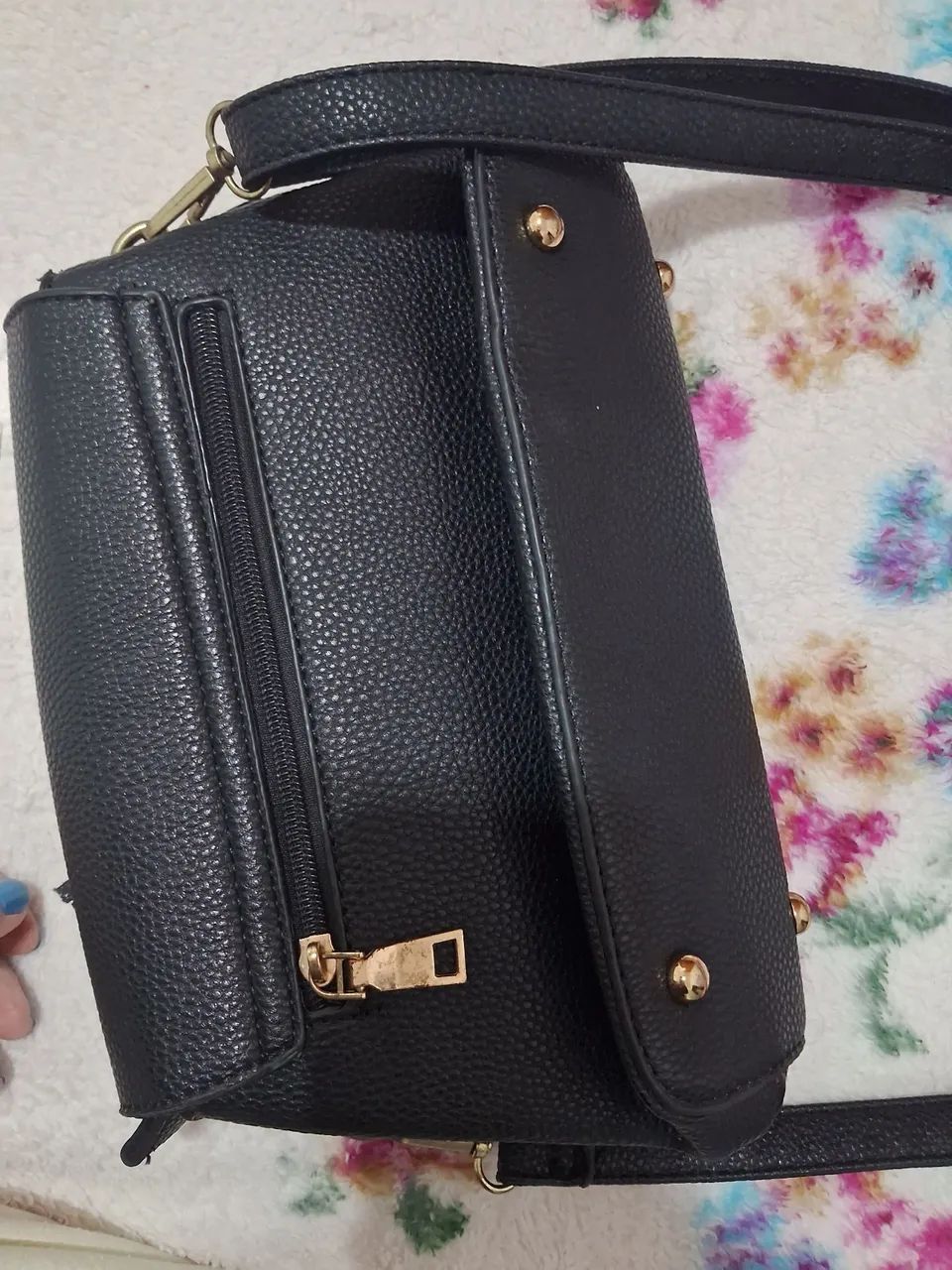 Bolsa preta com detalhes em tassel - Foto 3