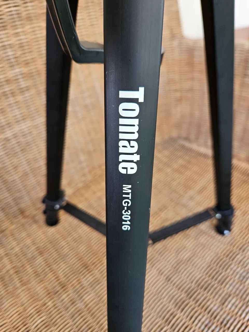 Tripé para Câmera Profissional - Estabilidade e Precisão - Foto 2