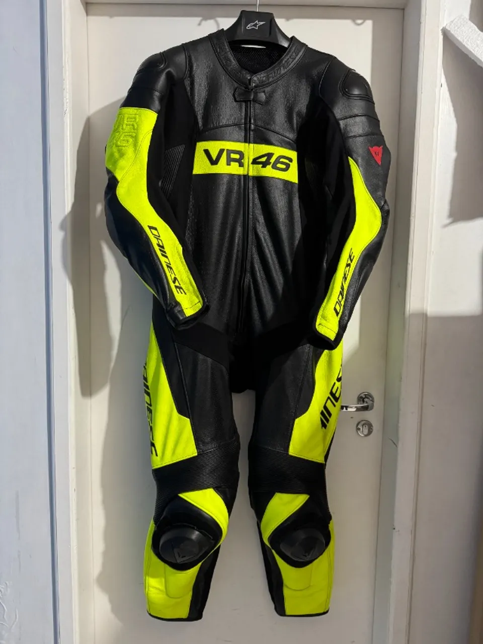 Macacão Dainese 1pc Tam 54 Eur Modelo Tavullia VR46