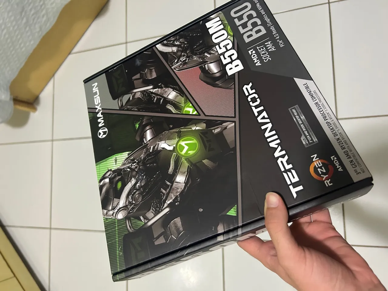 Caixa placa mãe B550m terminator