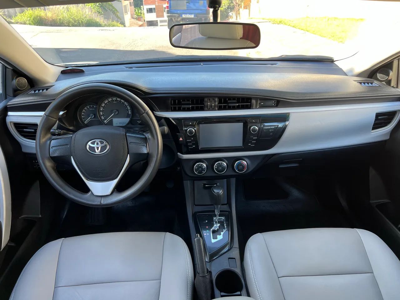 Toyota Corolla GLI 1.8 Aut. 2017/Financ próprio/Leia o anúncio  - Foto 8