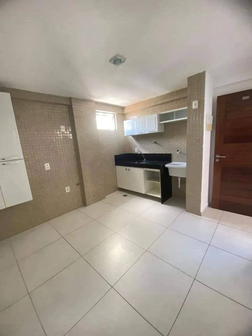 Apartamento em Tambauzinho para aluguel com 1 quartos por R$ 1350 com água e condomínio in - Foto 2