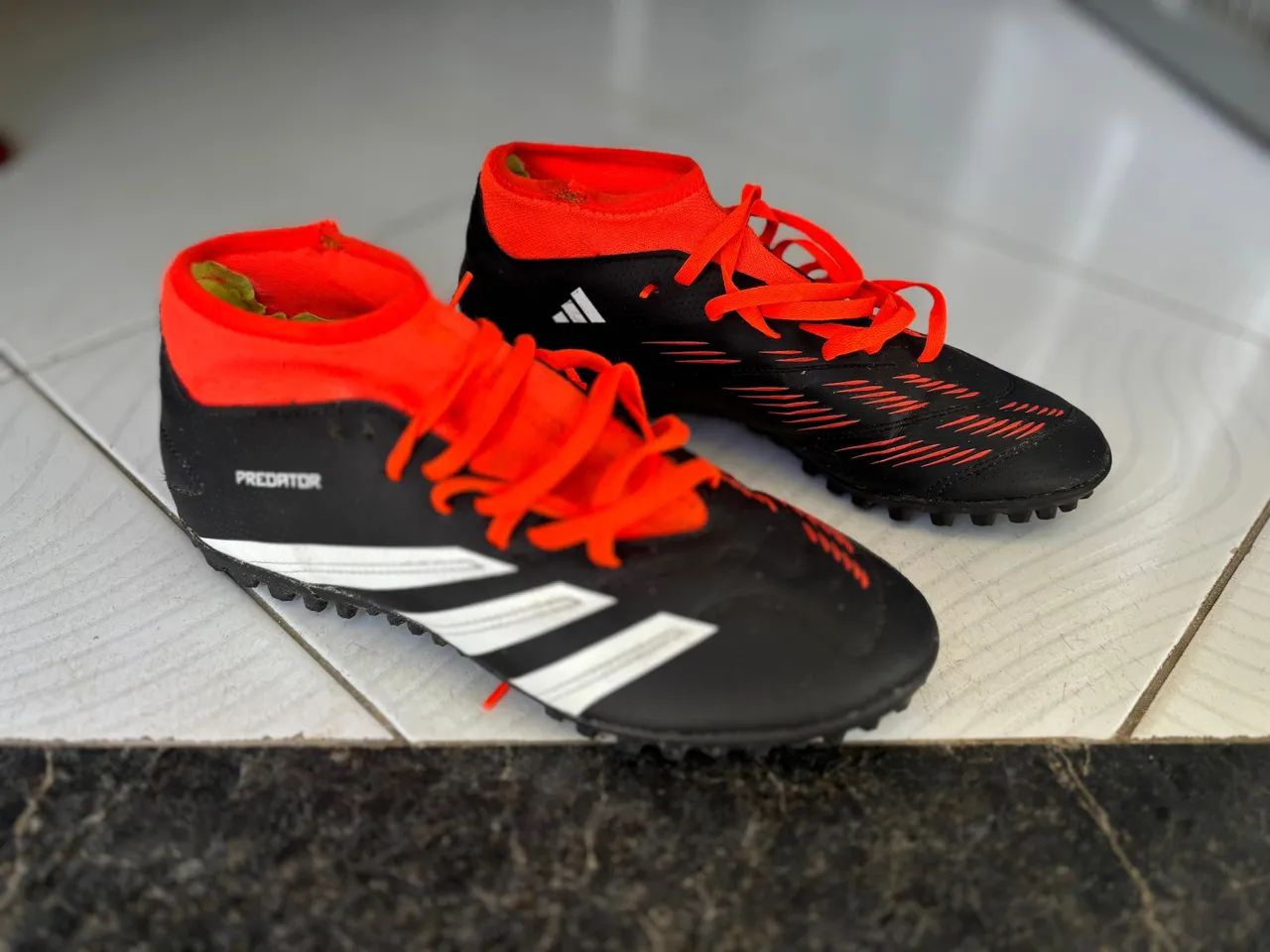 Chuteira Society Adidas Predador 24 Club- Conforto e Estilo! - Foto 3