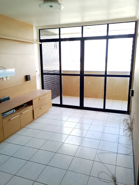 Apartamentos com 3 quartos no Alto Branco com dependencia de empregada - Com Varanda