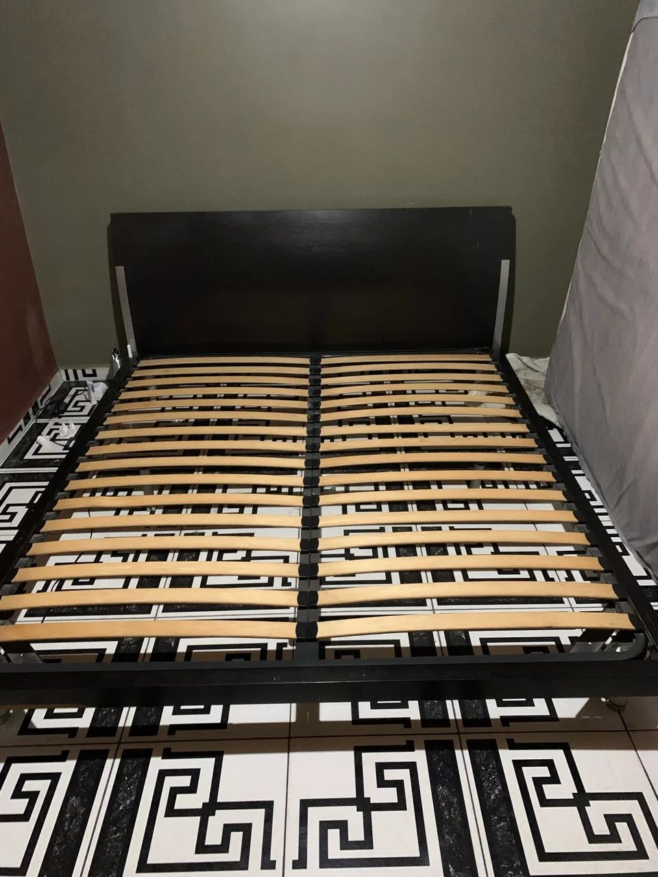 Cama King Size 2,0x1,90 com colchao