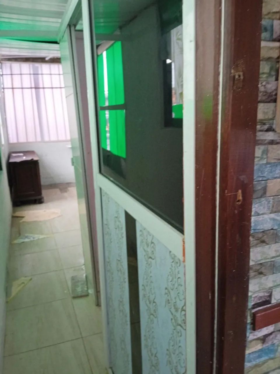 Porta de Varanda esquadrias de alumínio com vidro - Foto 4