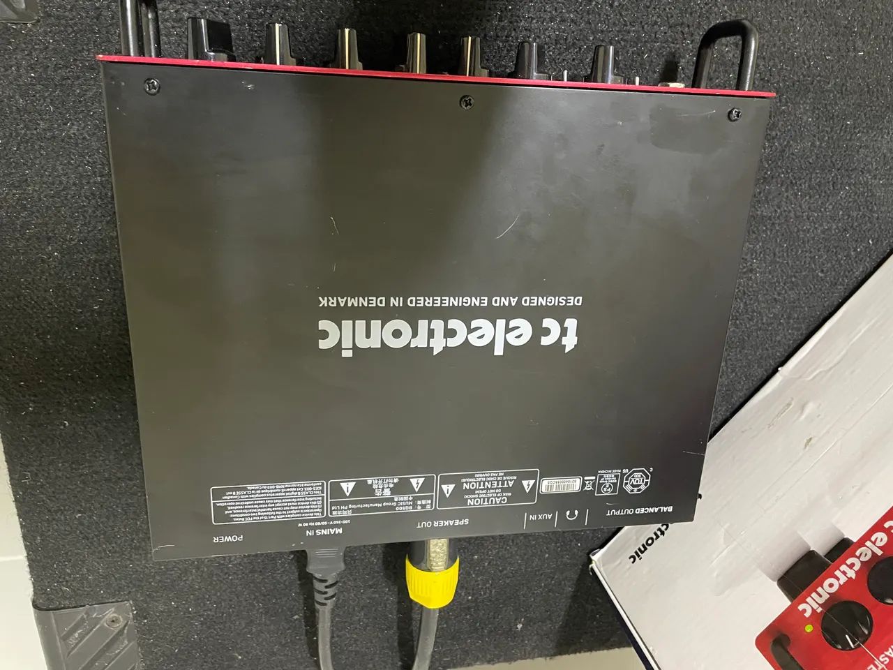 Cabeçote de baixo TC Electronic thrust BQ500 - Instrumentos