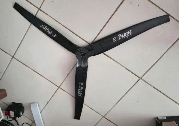 Hélice Paramotor Carbono E-props 125cm / Redfly Bolt Sport 210
