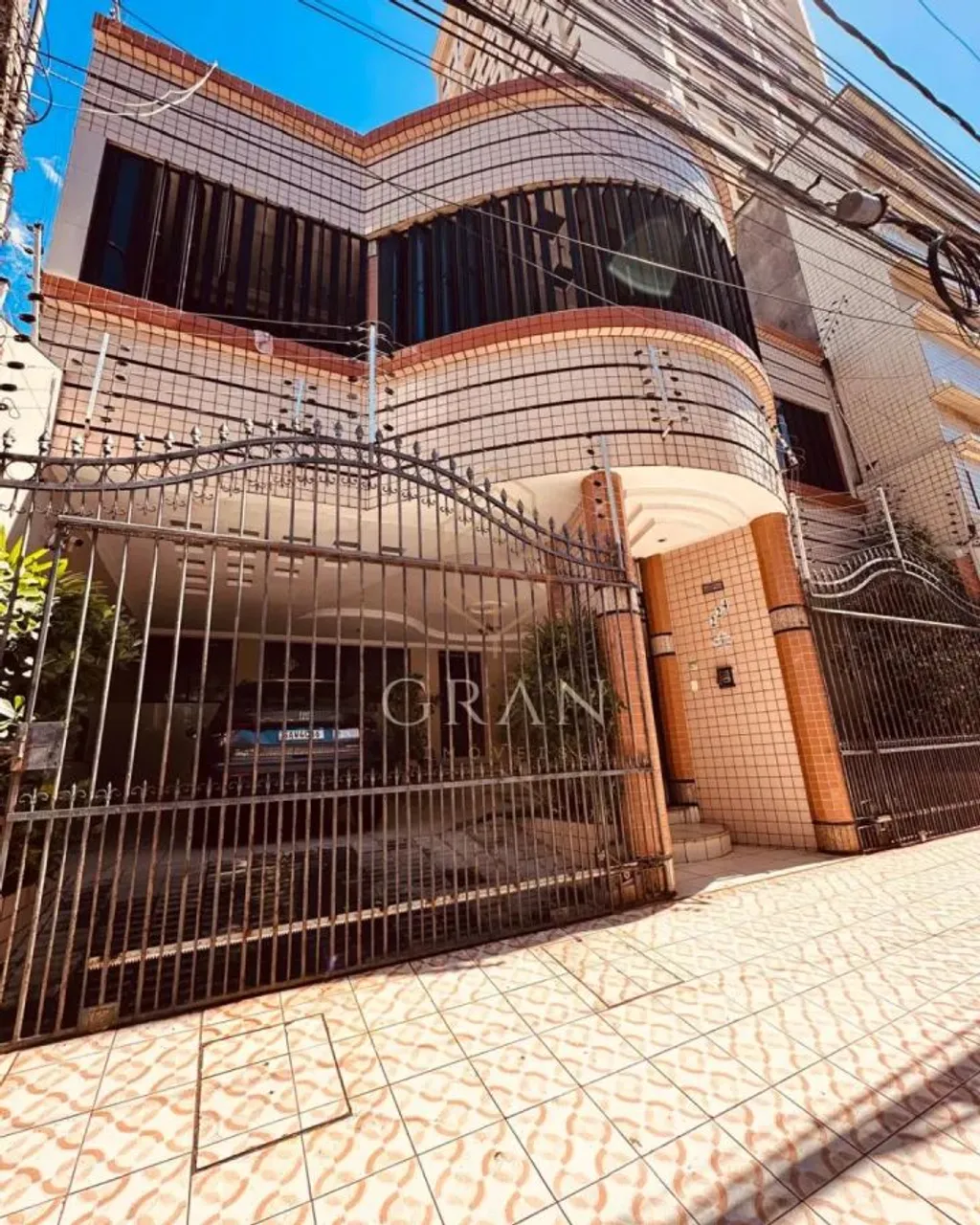 Casa para Venda em Fortaleza, Centro, 7 dormitórios, 3 suítes, 6 banheiros, 4 vagas