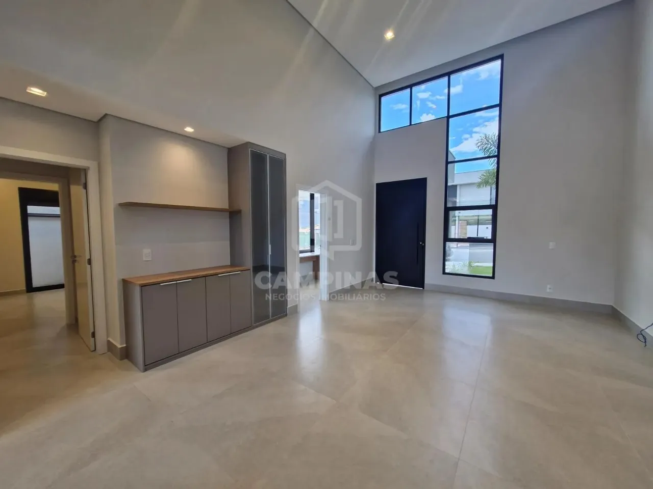 CASA TÉRREA COM 3 SUÍTES E ACABAMENTO DE ALTO PADRÃO- VALINHOS/SP