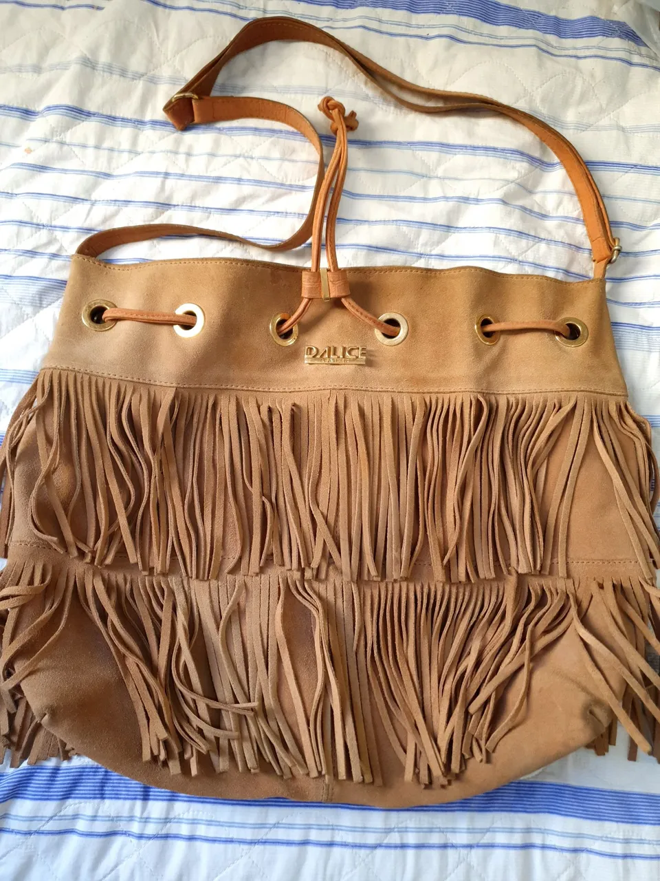 Bolsa de Ombro com Franjas Dalice em couro