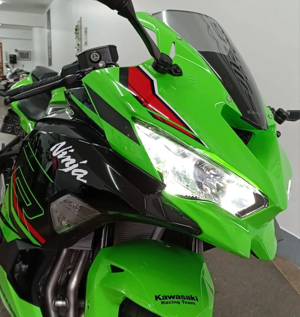 KAWASAKI NINJA ZX-4R 2024 - 1396154695 | OLX